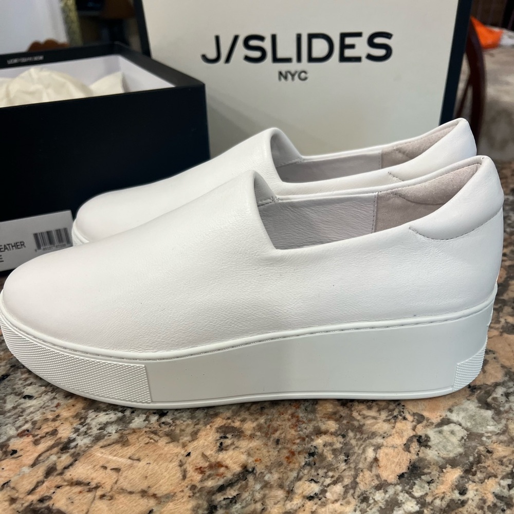 J Slides Merrie white leather slide on sneakers 👟